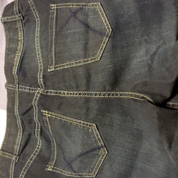 Lane Bryant SZ 18 dark,wash denim shorts,see pics,pockets front/back 21" - Picture 7 of 9